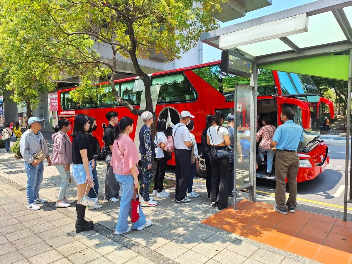 北屯塞車有解!漢神洲際開幕交通全攻略:搭捷運轉免費接駁最省時