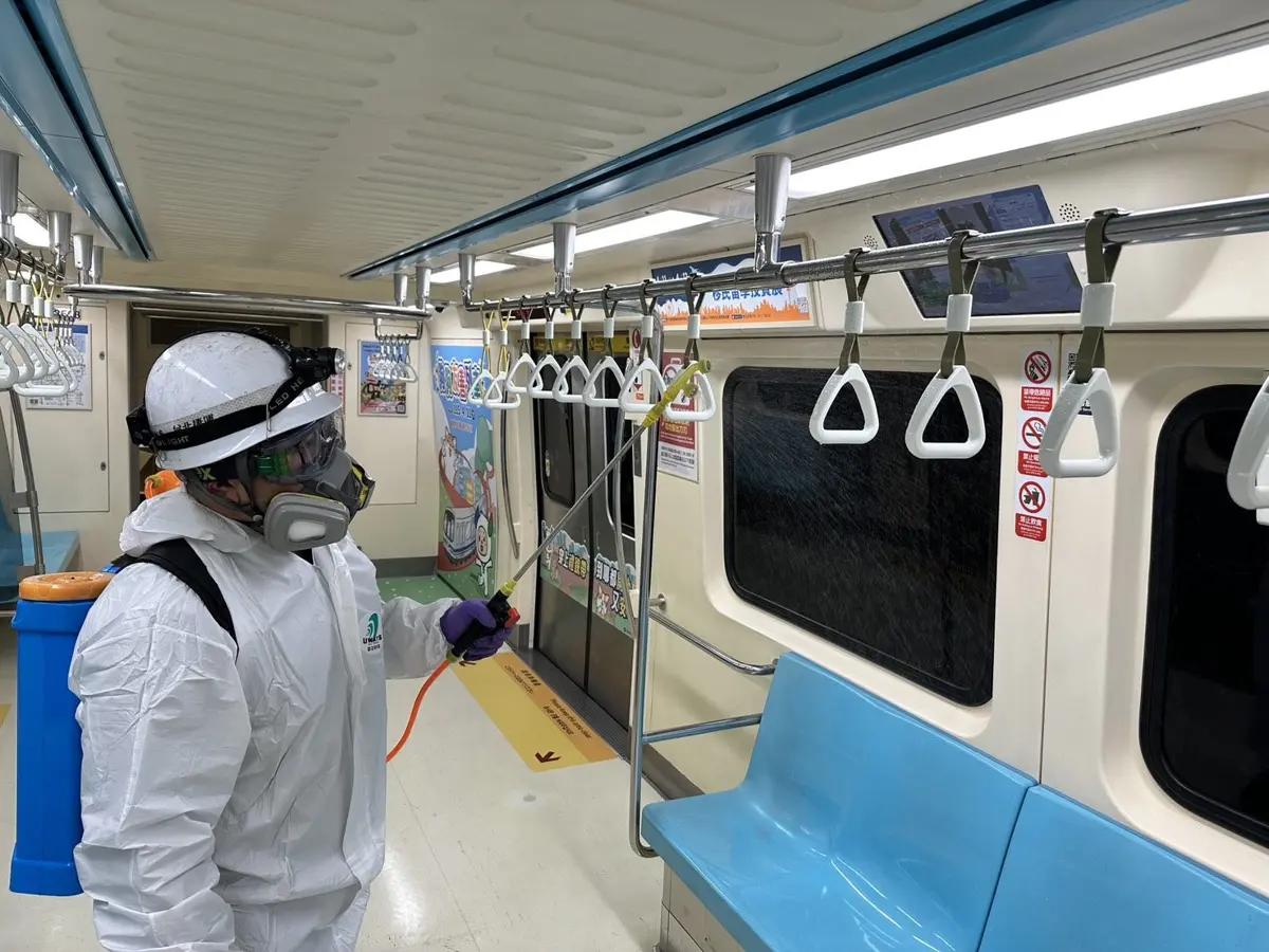 北捷「狗狗列車」278隻毛孩同樂破紀錄!狂歡後車廂變怎樣?清消SOP大公開