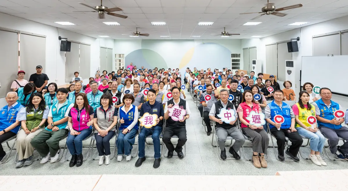 內壢國小通學步道完工！張善政：打造友善人行環境，學童家長上下學更安心