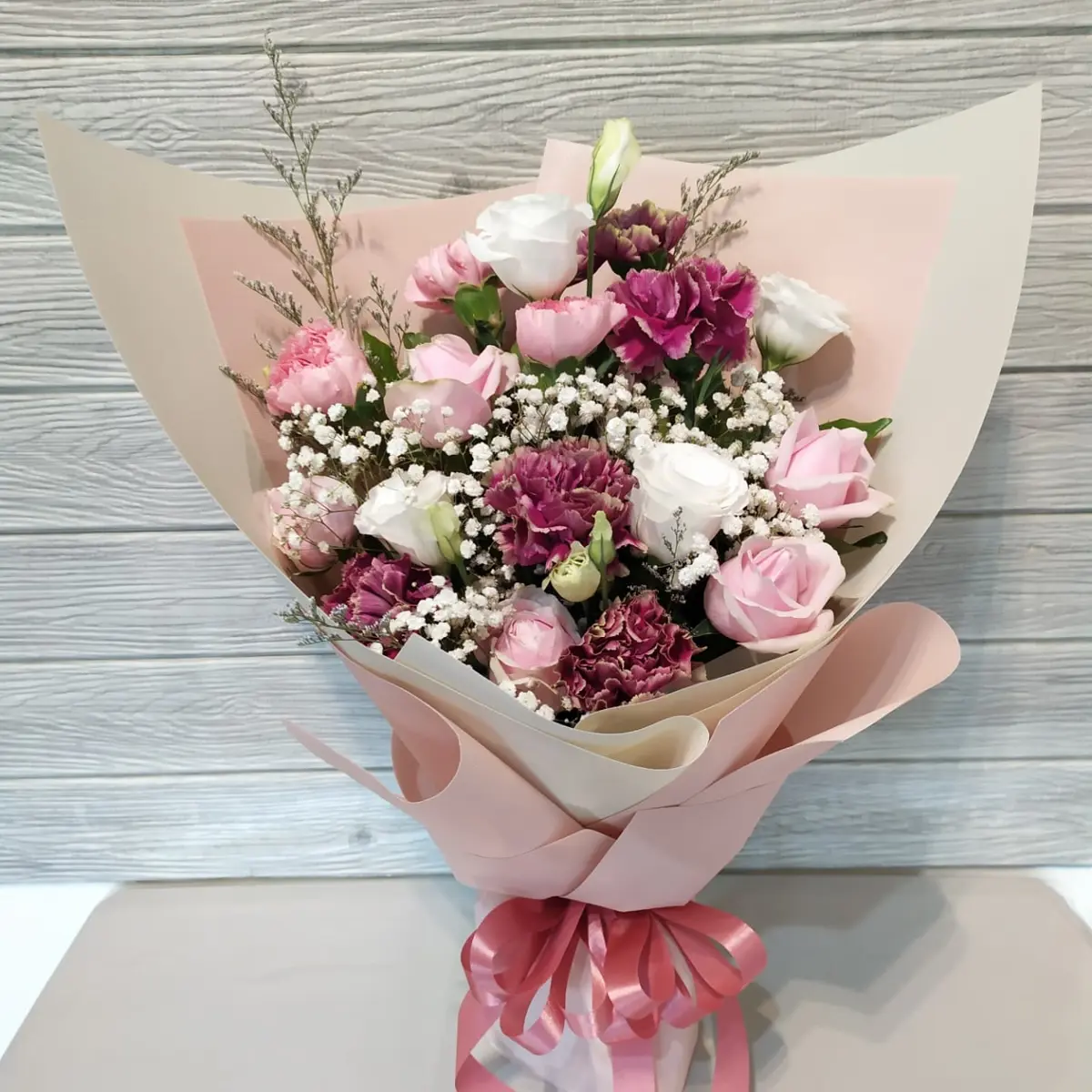桃園蘆竹溫暖花店「花顏坊」 用心配色打造驚喜花束 感動無數顧客