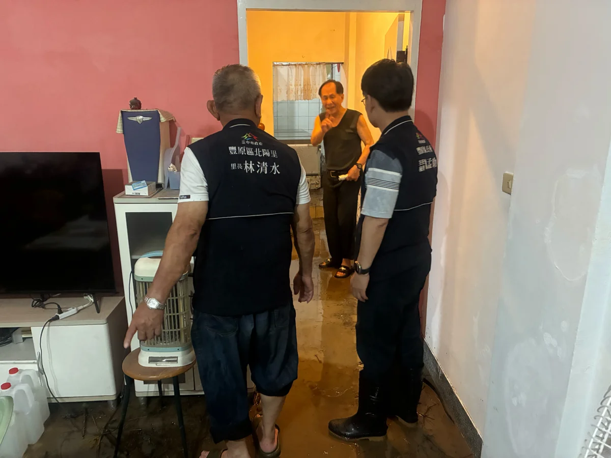 巴威颱風海陸警解除!台中市府總動員 拚最快速度恢復市容