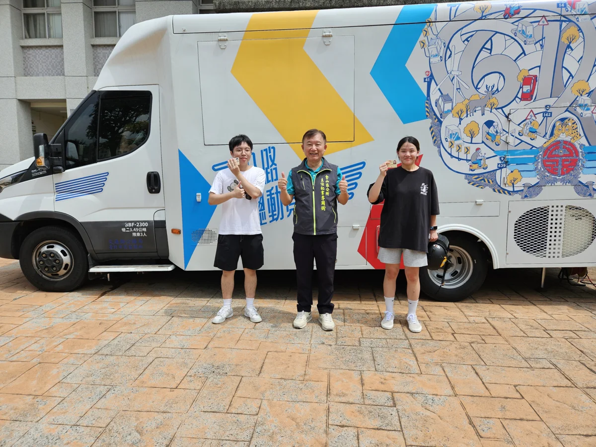 金山區暑期機車在地考照登場！一條龍服務免奔波，67名鄉親輕鬆應試