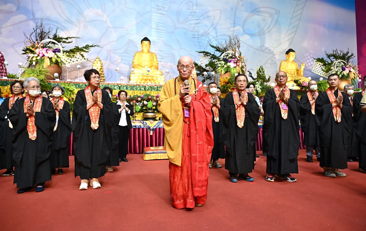中部最大佛教盛事!彰化供佛齋僧大會萬人祈福,36年傳承弘揚孝道