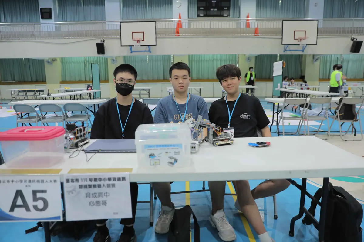 北市326名學生激戰!用機器人打造「半導體工廠」,育成高中「心態哥」二連霸