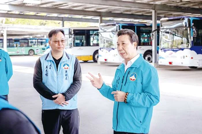 小三通旅客必看!金門東半島直達專車9/1啟動,領「五聯優惠券」狂省交通費