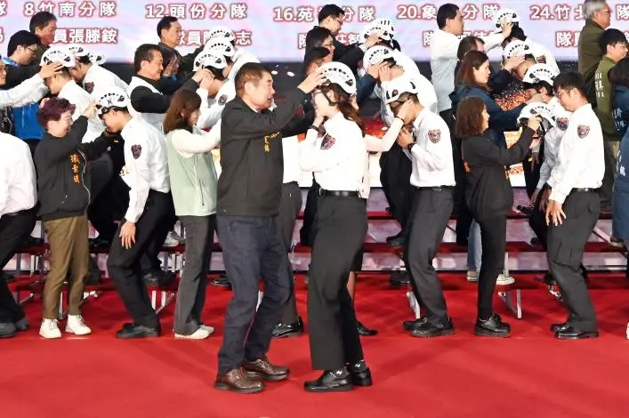 苗栗消防戰力升級!24名準高級救護員開訓,縣長鍾東錦勉:當活菩薩守護鄉親