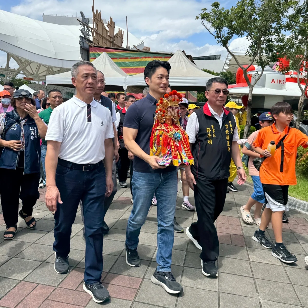 【士林區】全臺首創!蔣萬安偕白沙屯媽祖登兒童新樂園摩天輪 祈福儀式大公開