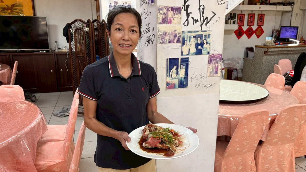來到新北漁港必吃!在地餐廳推「清蒸石狗公」品嚐東北角鮮甜海味