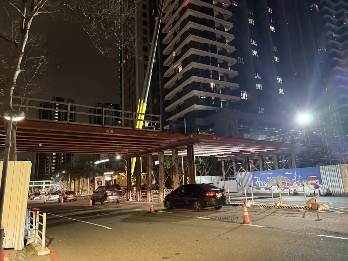 關埔人快看!慈雲空橋進度達7成 市府預告2月將吊裝主體結構