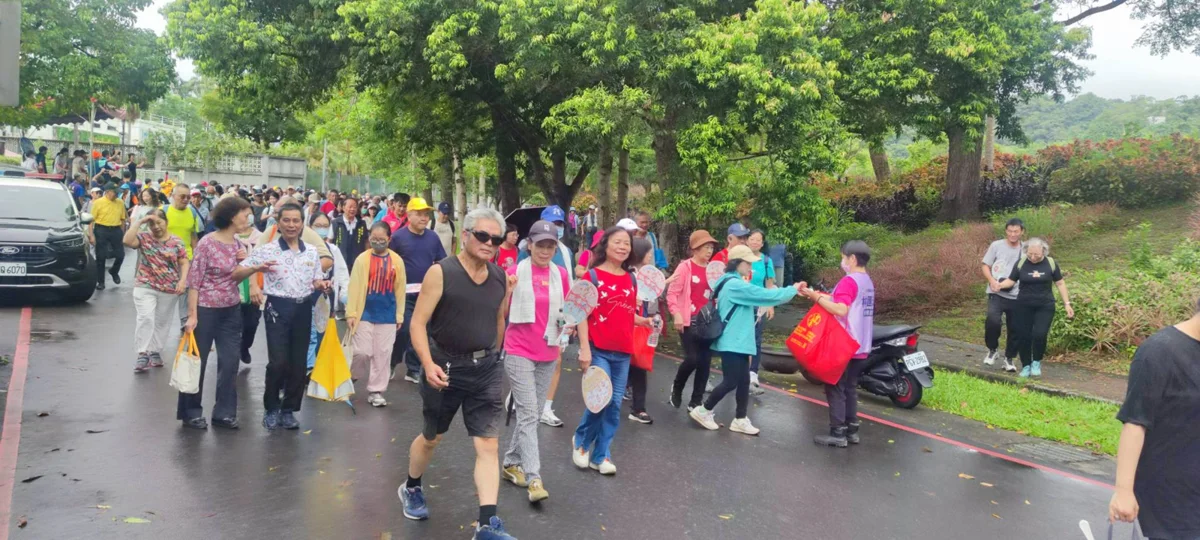 新北環保局跨縣市結盟!「115年勞工健走」齊步走 打造綠色陽光永續新生活