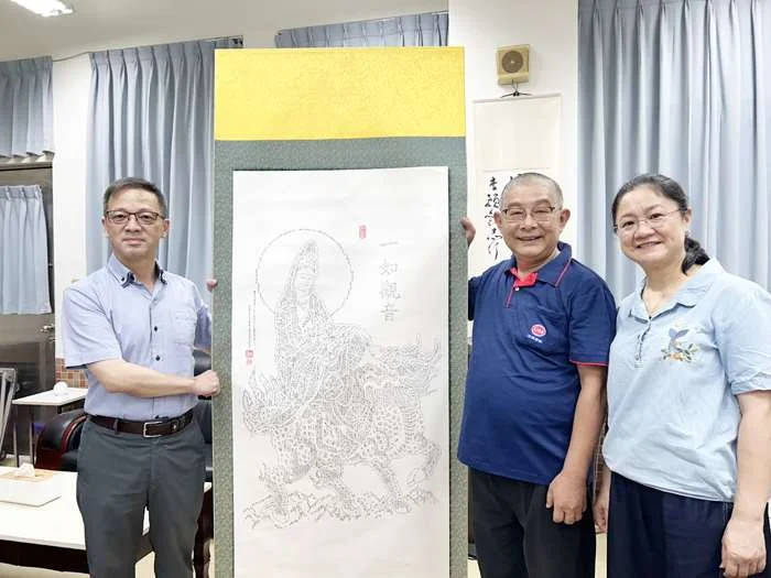 企業家化身藝術家!三好米董事陳信佑9月金門展出「細字書法佛圖」