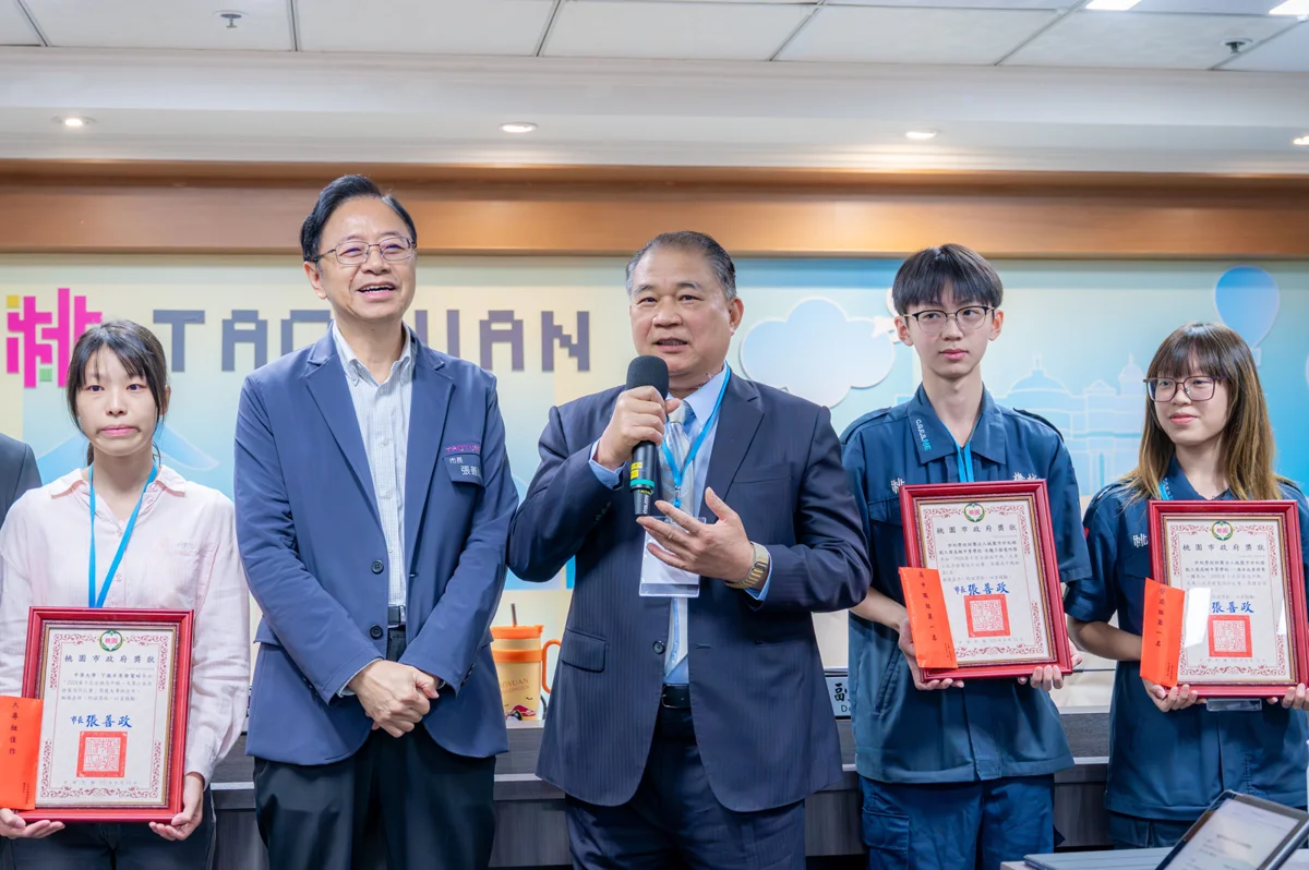 桃園學子制霸全國!小水力發電設計競賽奪3冠,張善政讚綠能人才搖籃