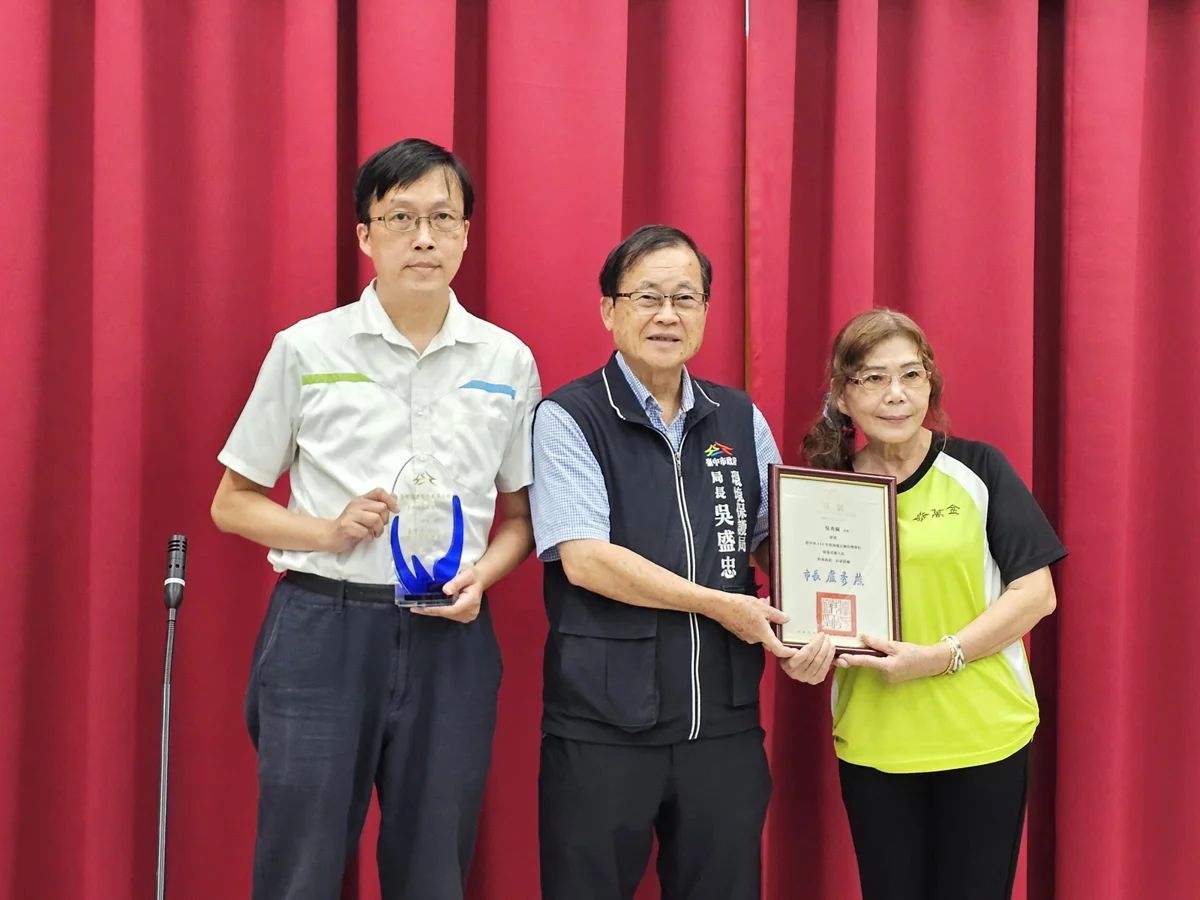當自家廁所刷!中捷水安宮站獲選十大績優公廁 清潔員拿牙刷清死角
