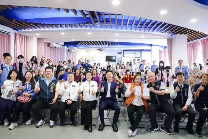 解決高齡化新解方?雲林縣府赴台中取經「老少共學」,力拼世代共融新教育!