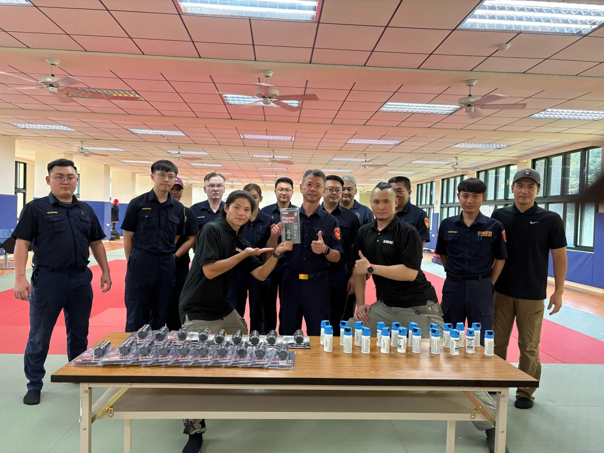 中秋送暖!優良企業捐百罐辣椒水噴霧 大武警執勤安全再升級