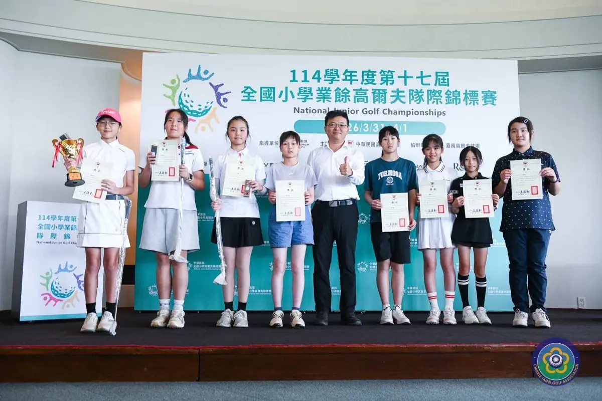 花蓮之光!海星國小女將揮出全國冠軍,楊喻丞勇奪個人第一