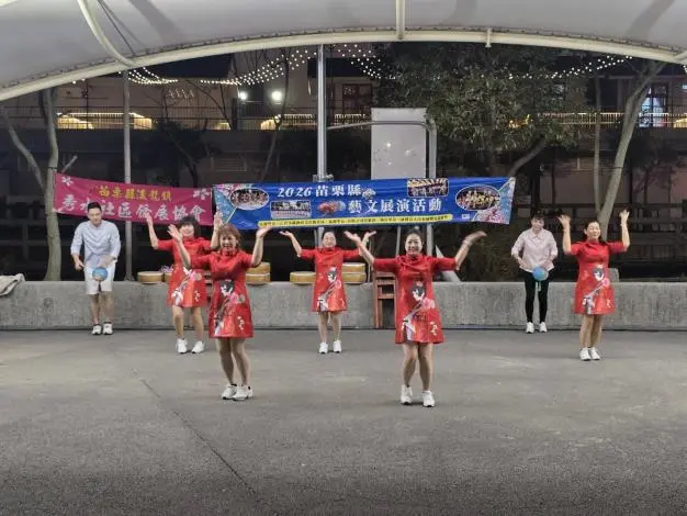 苗栗車站週末夜市飄樂聲!3月藝文饗宴登場 逛夜市聽好歌