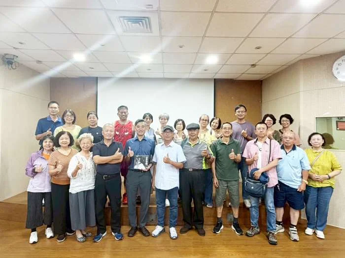 40年資深攝影家不藏私!金門文化局講座傳授「人文攝影」秘訣,用鏡頭說在地故事