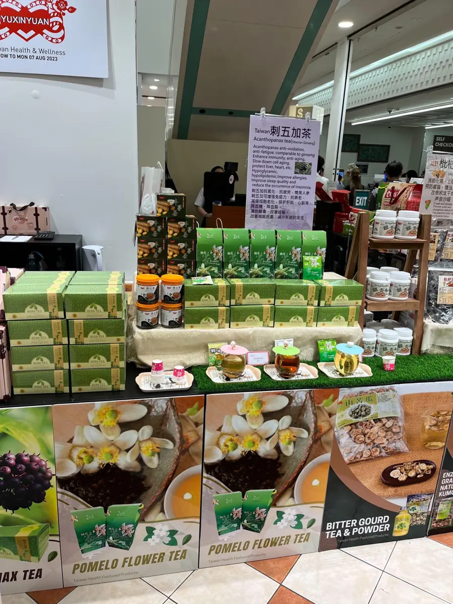花蓮縣長徐榛蔚率領團隊開拓新加坡市場,花蓮農特產品受到熱烈歡迎