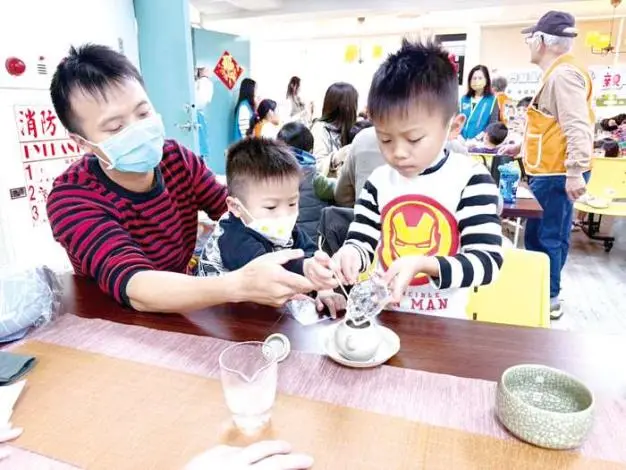 金湖親子活動新玩法!品茗學茶道,81人共度茶香週末