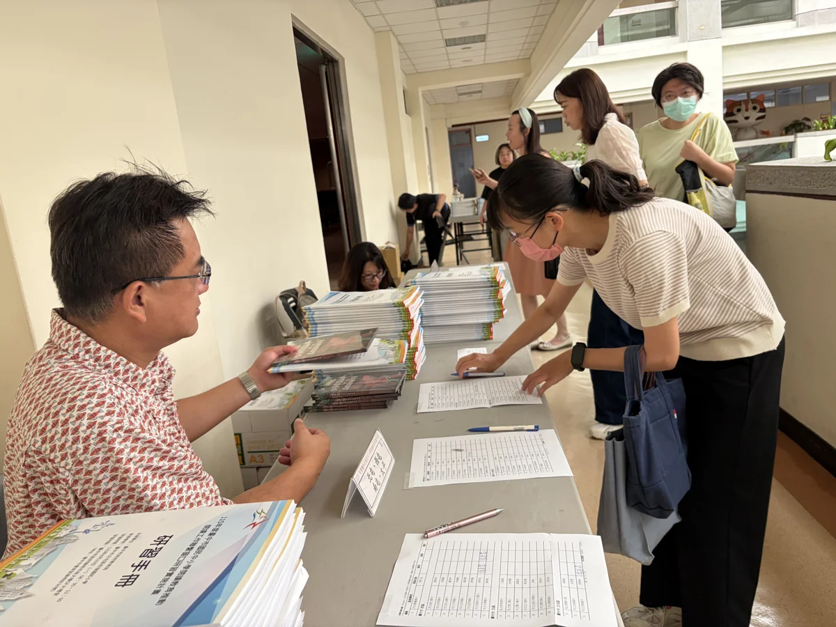 [2026最新] 台中線上閱讀認證破1.5億次！教育局推廣校園共讀，全國績優5連霸大公開