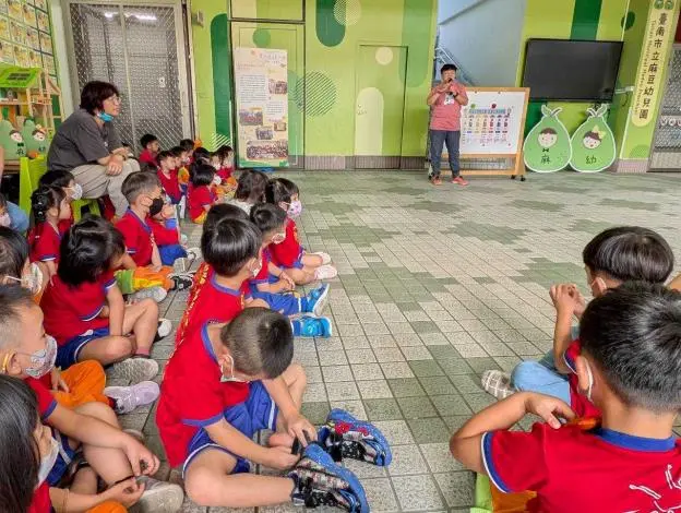 臺南打造五星級健康校園!關廟、麻豆幼兒園獲室內空品「優良級」認證