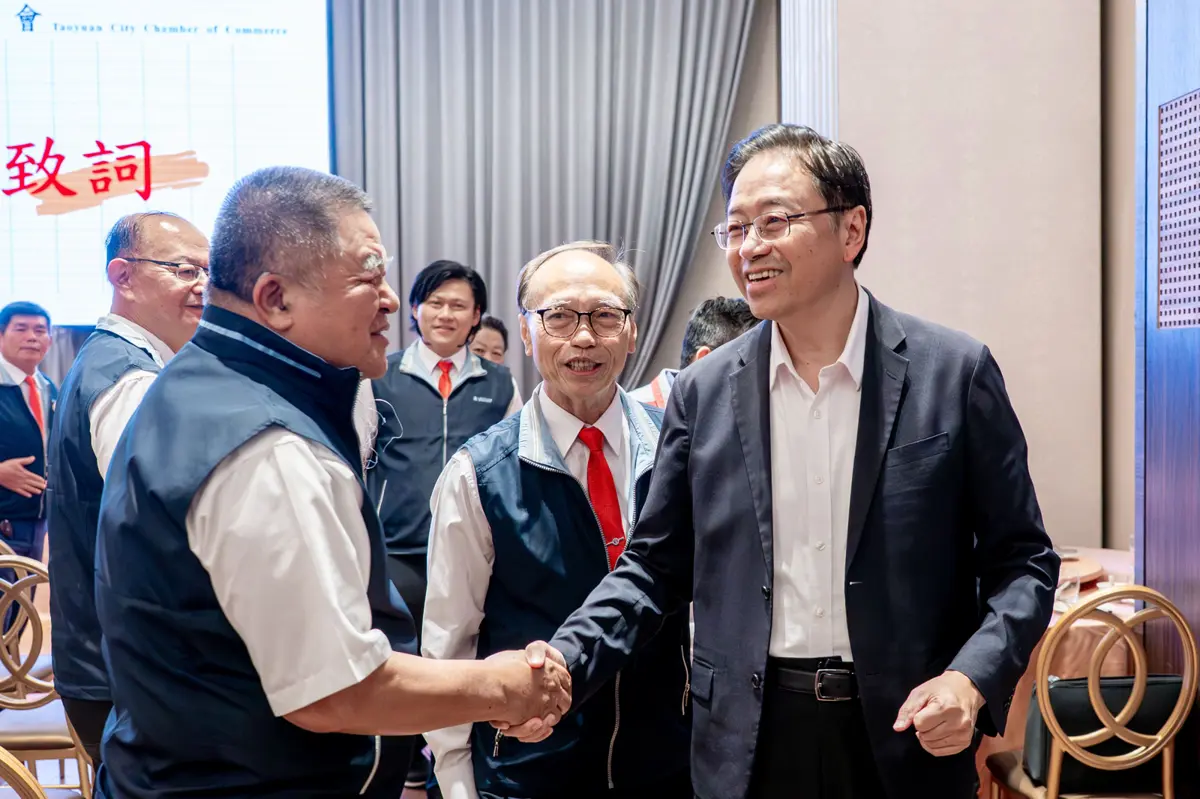 桃園購物節狂吸64億!張善政攜手商業會再拚經濟,AI轉型成新助力