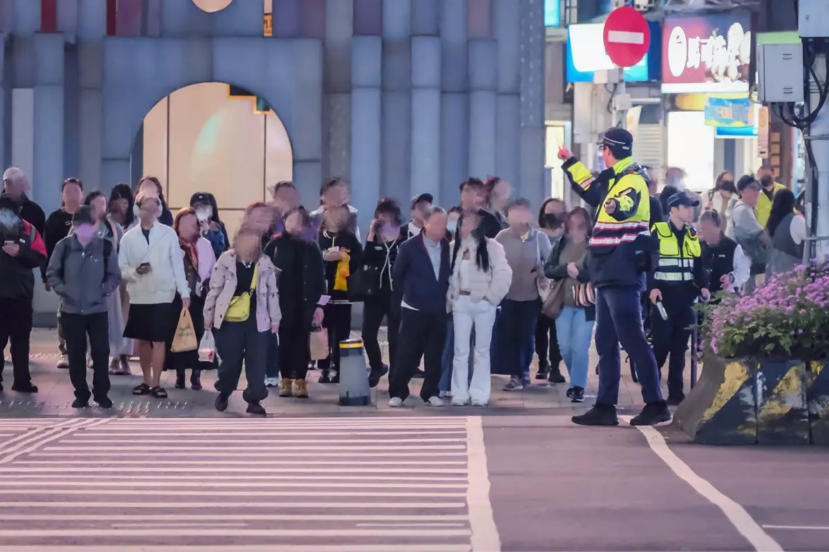 清明連假北市交通備戰!國道高乘載、掃墓專車、景點管制懶人包一次看