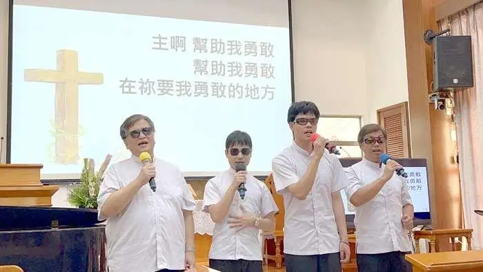 溫馨五月!伊甸盲人喜樂合唱團金門巡演,用歌聲傳遞「康乃馨之愛」