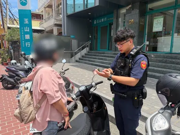 假換匯真詐財！婦人險匯56萬飛了 頭份警銀聯手攔截保住老本