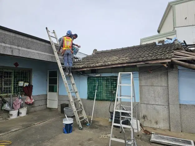 鳳凰颱風逼近!台南一級開設緊急撤離69人 黃偉哲下令全力防颱