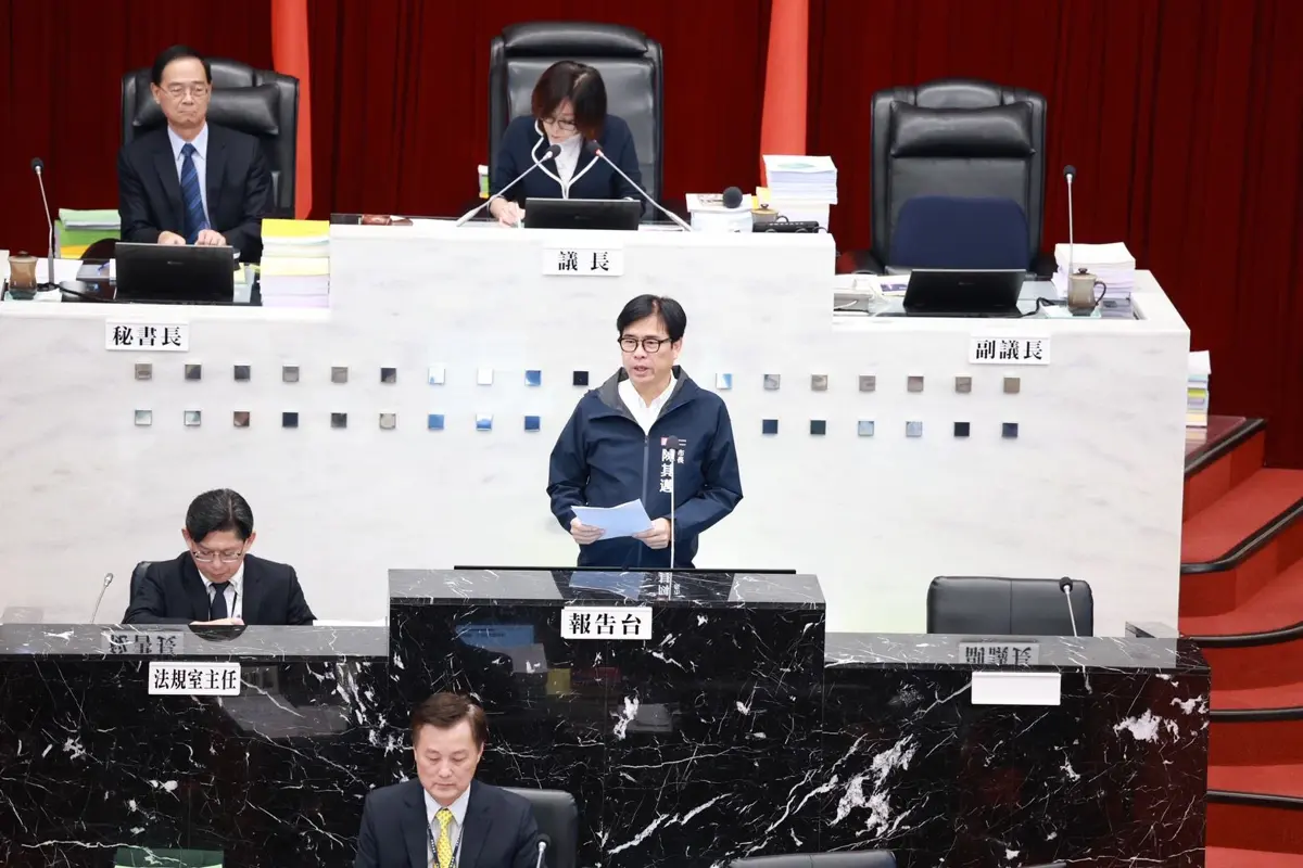 高雄2026年預算破2000億!陳其邁揭3大重點:債務創新低、建設加碼、S廊帶續衝