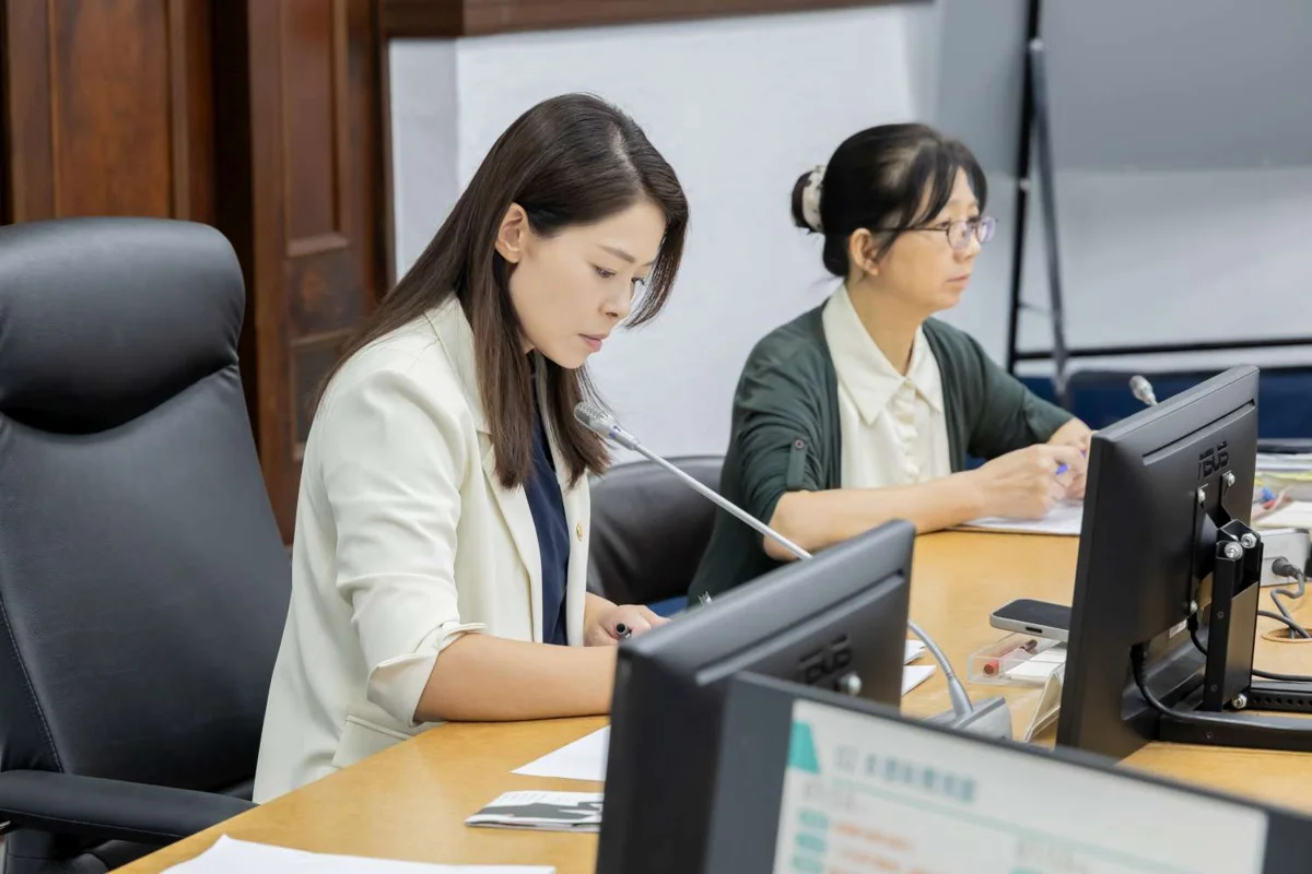 竹市府市務會議聚焦三大核心!高虹安承諾食安零容忍 加碼大腸鏡補助