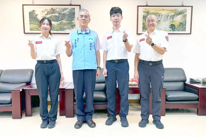 【狂賀】全國僅5人!金門4打火英雄囊括消防署5大獎 洪嘉壕獲特殊績優殊榮
