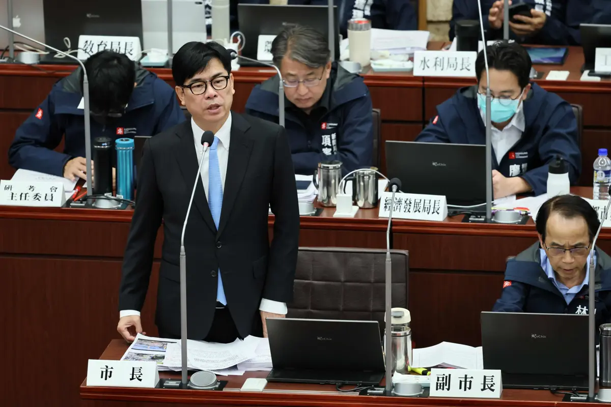 高雄長輩福音!7月起社福點數月領600點,敬老卡功能再擴大