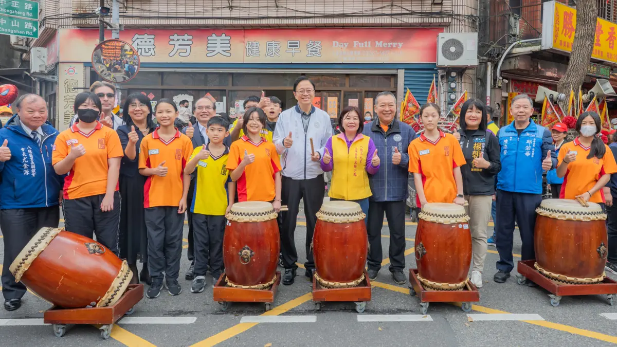 八德祈龜熱鬧登場！千斤米糕龜超吸睛，市長張善政邀親子體驗傳統文化
