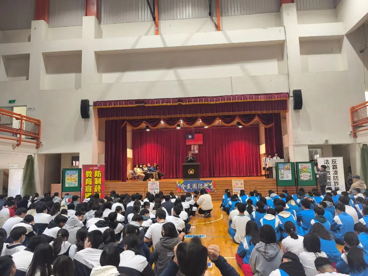 台中暖心過年!2萬學子持「數位學生證」五大超商領餐,春節關懷不打烊