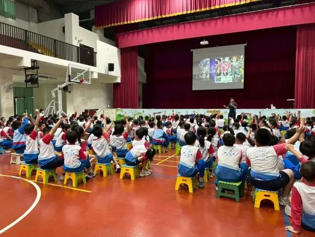 警報器、滅火器怎麼用?後龍新港國中小600師生學會防火保命3招