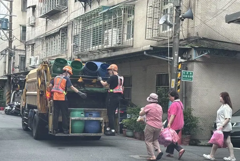 新北市擴大垃圾袋補助 12萬人受惠