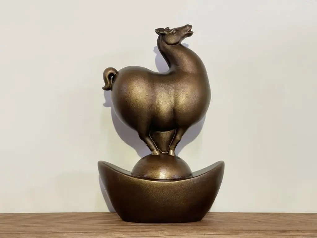 《龍馬常在 享戀雕藝》雙人展登場 花蓮石雕博物館開春展出王秀杞、林昭慶50件力作