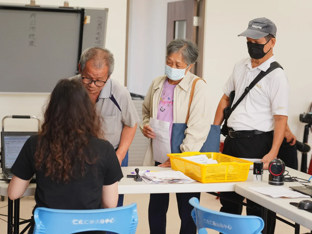 70歲以上駕駛注意！台中高齡換照下鄉服務，3步驟一站完成免奔波