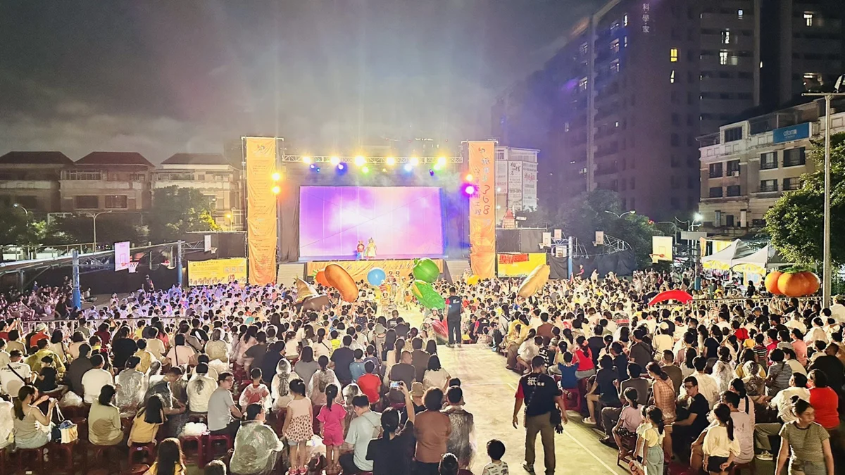 把握暑假尾聲!紙風車《台灣幻想曲》台中南屯熱鬧開演 今晚移師豐原接力登場