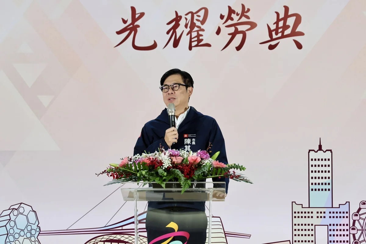高市府表揚50名績優基層!陳其邁宣布:明年文康費調升至4千元