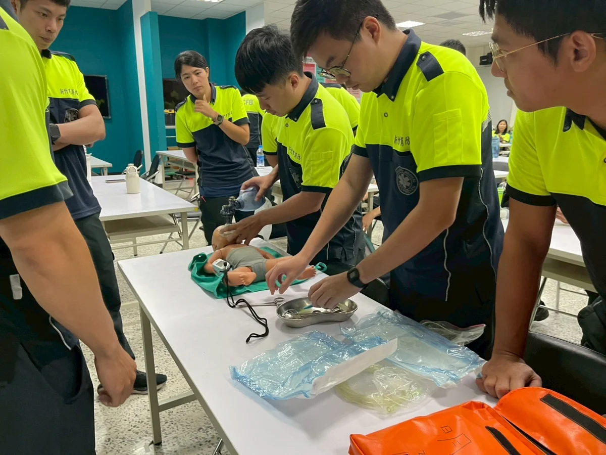 竹市消防局辦理EMT複訓 407名救護尖兵完成訓練守護生命
