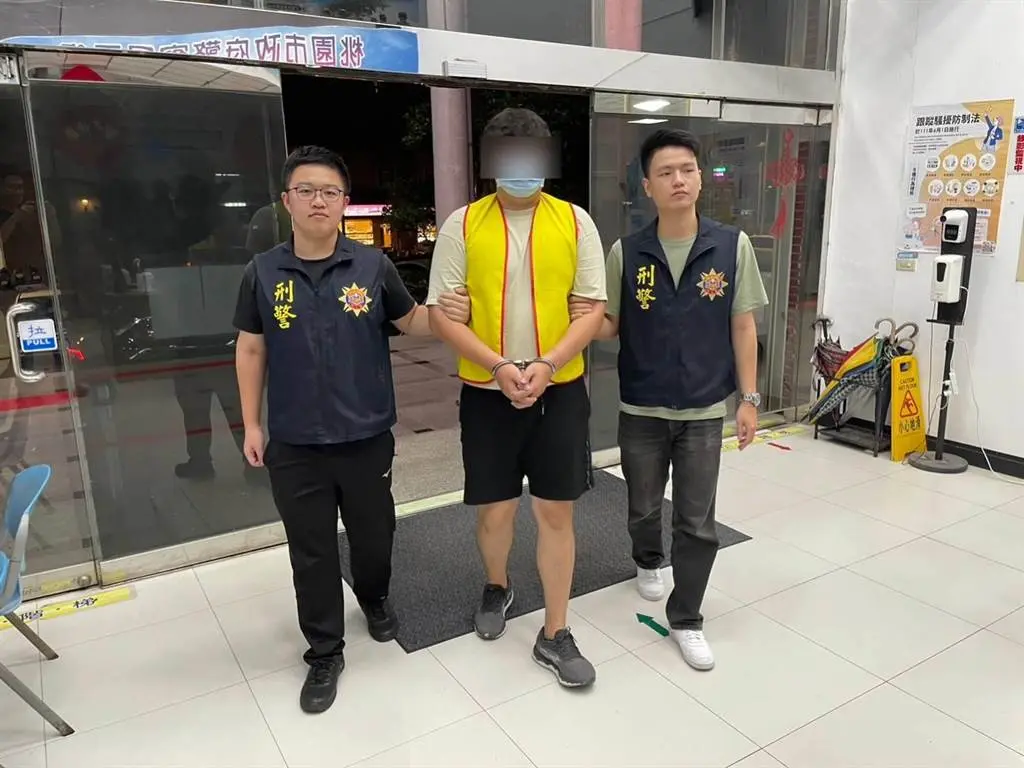 詐騙集團設投資陷阱 警埋伏逮捕取款車手