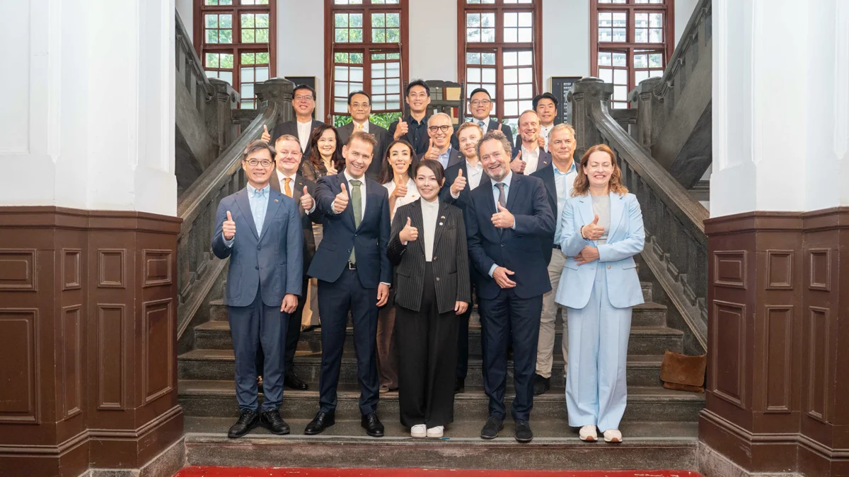 荷蘭官員大讚「想搬來住」！弗萊福蘭省訪竹市取經，雙方聚焦科技與智慧城市合作