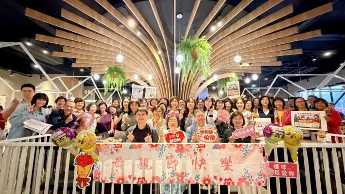 楊文科憶亡母 AI影片逼哭眾人!竹縣消防局母親節活動溫馨感人