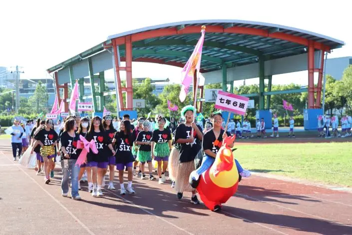 頭份國中65歲了!校慶運動會活力滿點 副縣長邱俐俐也來讚聲