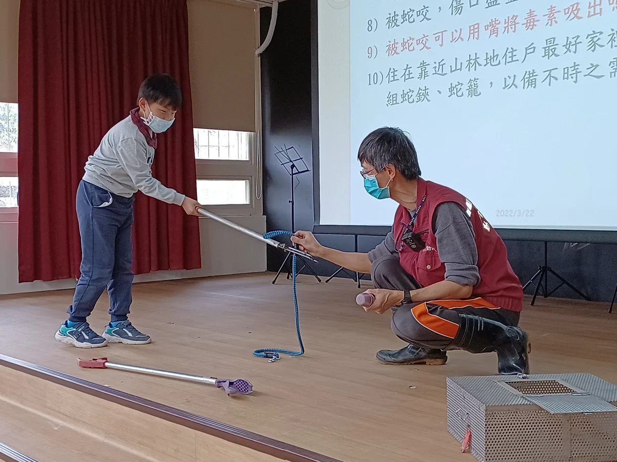 【校園防蛇攻略】生態池引蛇出沒?專家揭秘「最美家蛇」與防護3招