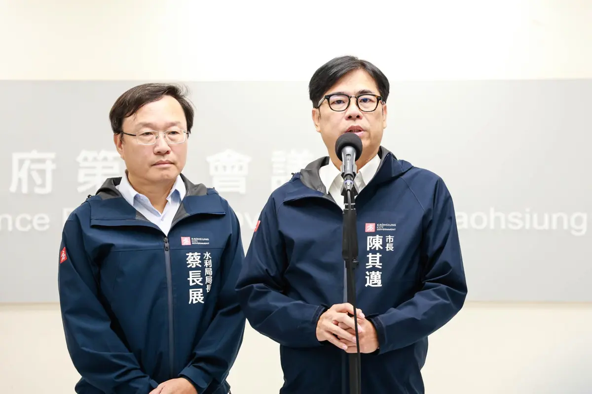大坪頂土方爭議 藍營控濫填 高雄市長陳其邁怒斥：依法行政絕無包庇